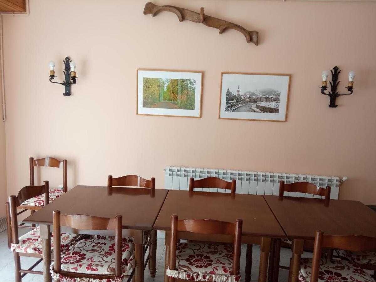 Gasthaus Casa Nando Esterri d'Àneu Exterior foto