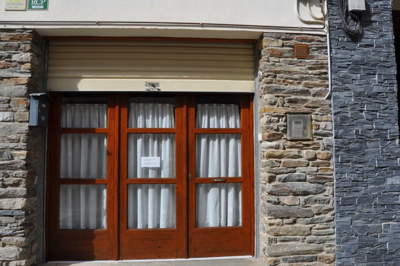 Gasthaus Casa Nando Esterri d'Àneu Exterior foto